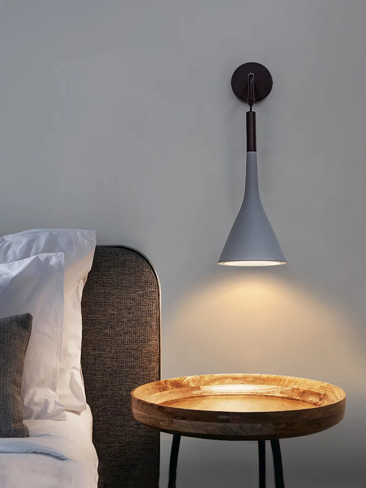 Nordic Designer Bedside Wall Lamp Living Room Hotel Bedroom Minimalist Modern Corridor Lamp White Black Grey Iron Wall Light
Nordic Designer Bedside Wall Lamp Living Room Hotel Bedroom Minimalist Modern Corridor Lamp White Black Grey Iron Wall Light