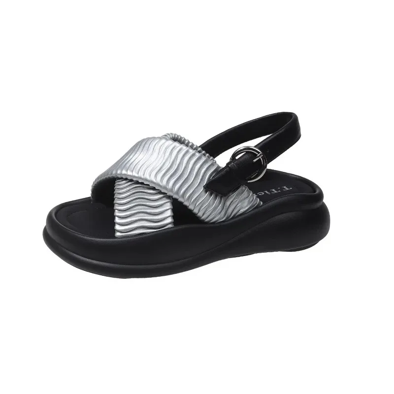 Summer Fashion Thick Sole Buckle Roman Style Women's Sandals Designer's New Folding Outdoor Beach Casual Ladies Shoes
Summer Fashion Thick Sole Buckle Roman Style Women's Sandals Designer's New Folding Outdoor Beach Casual Ladies Shoes