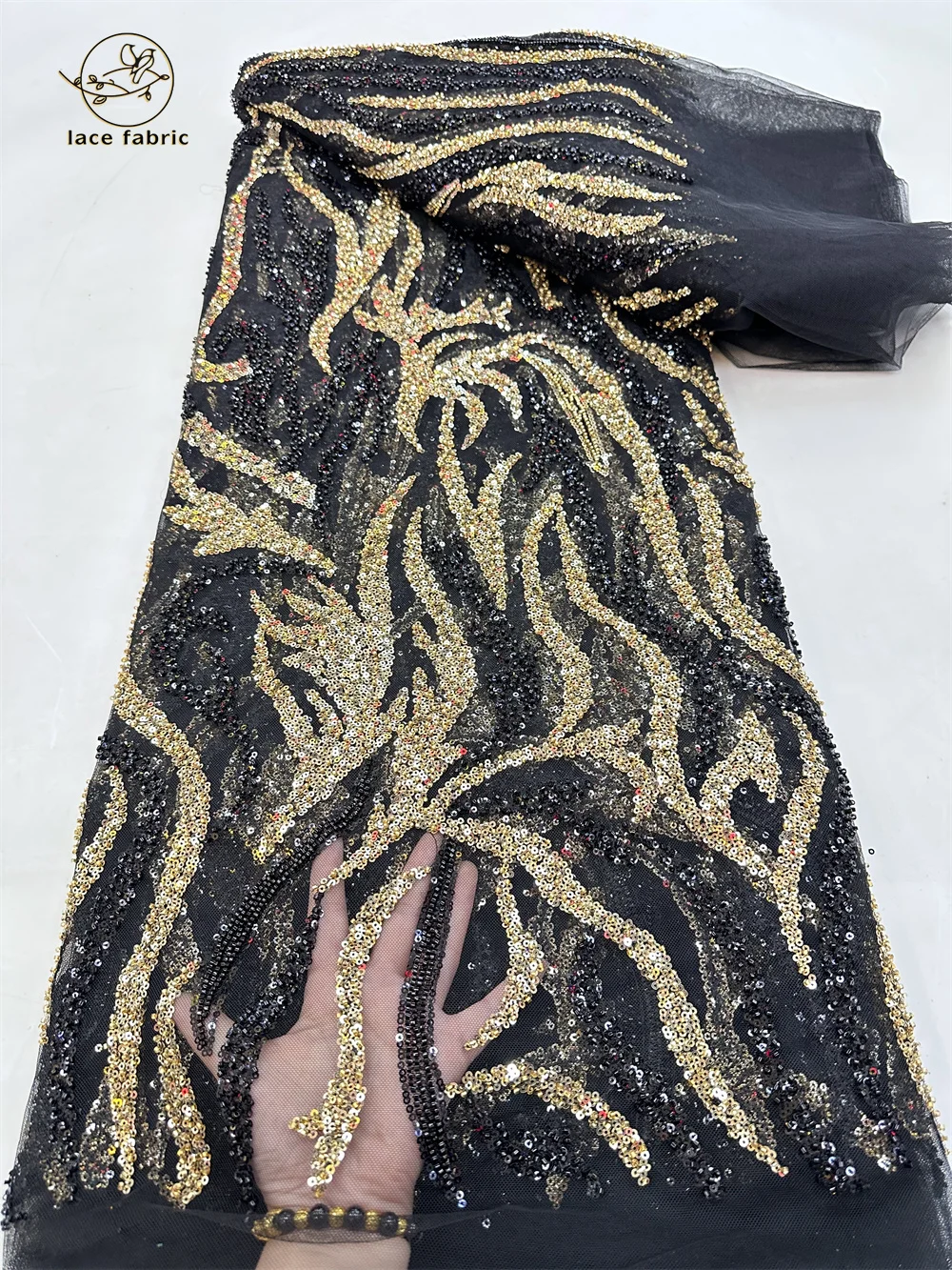 Fashion French Handmade Groom Beaded Lace Fabric 2024 High Quality Lace Embroidery African Sequins Tulle Lace Fabric For Dress
Fashion French Handmade Groom Beaded Lace Fabric 2024 High Quality Lace Embroidery African Sequins Tulle Lace Fabric For Dress