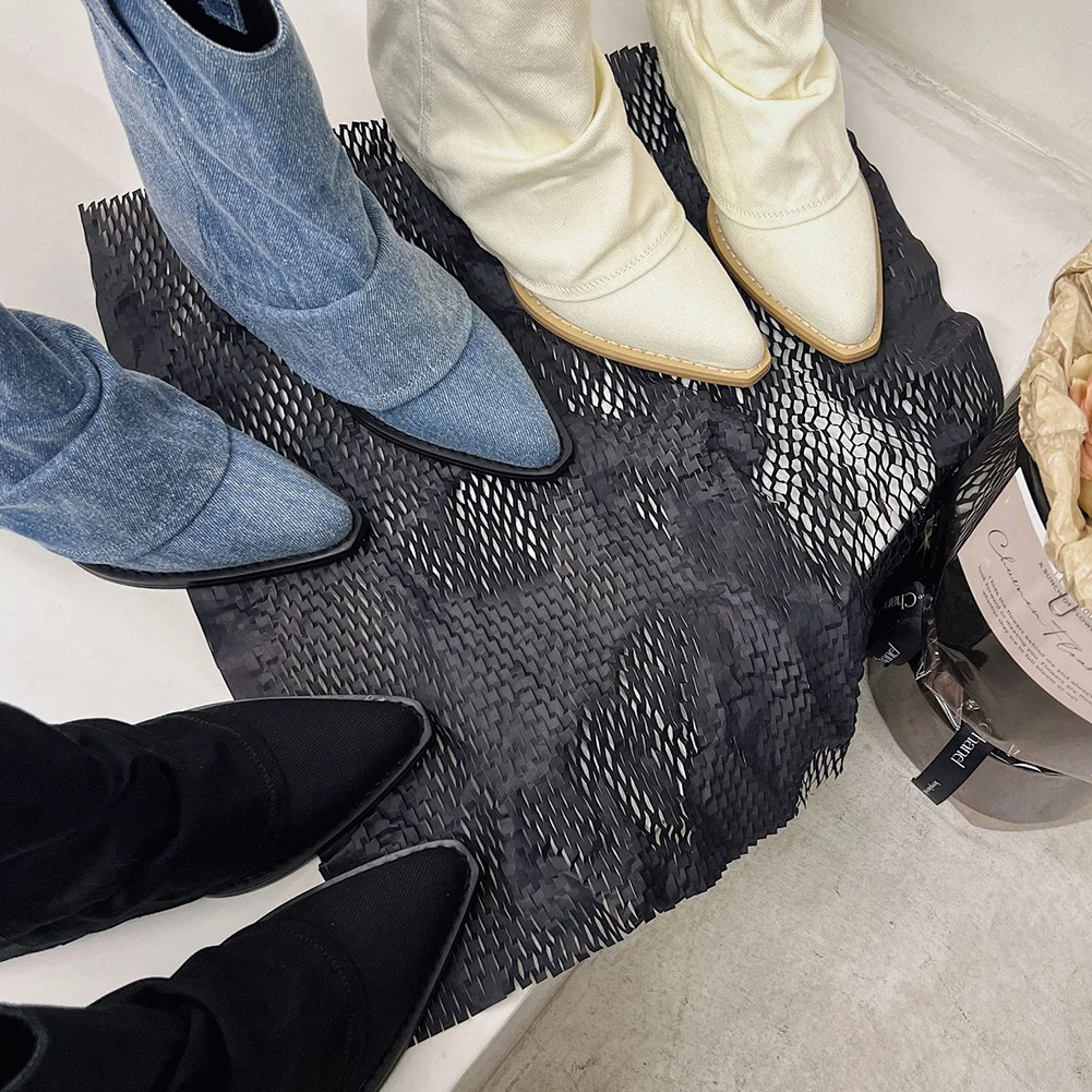 Уличные ботинки Sorphio с острым носком для женщин, ботильоны на высоком квадратном каблуке, женская обувь без шнуровки, Осень-зима 2023, женские ботинки
Уличные ботинки Sorphio с острым носком для женщин, ботильоны на высоком квадратном каблуке, женская обувь без шнуровки, Осень-зима 2023, женские ботинки