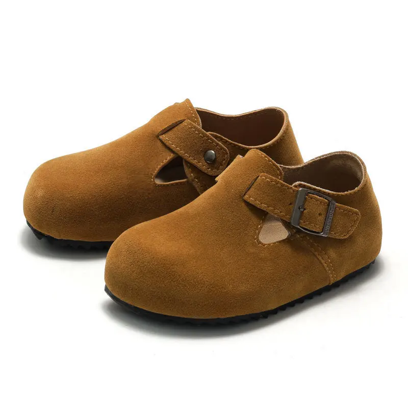 Kids Slippers Boys High Quality Leather Flat Shoes Boys Round Toe Loafer Slippers Girls Casual Sandals Children Suede Shoes
Kids Slippers Boys High Quality Leather Flat Shoes Boys Round Toe Loafer Slippers Girls Casual Sandals Children Suede Shoes