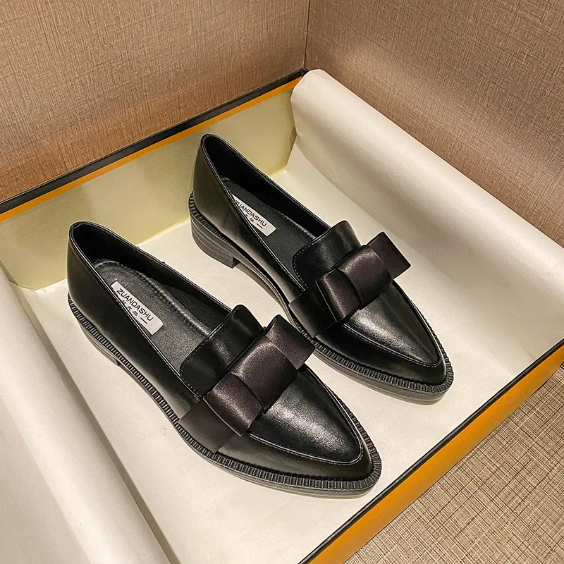 Retro Bowknot Oxfords Woman Flats Slip On Thick Heels Loafers British Pointed Toe Small Leather Shoes Women Plus Size 42
Retro Bowknot Oxfords Woman Flats Slip On Thick Heels Loafers British Pointed Toe Small Leather Shoes Women Plus Size 42