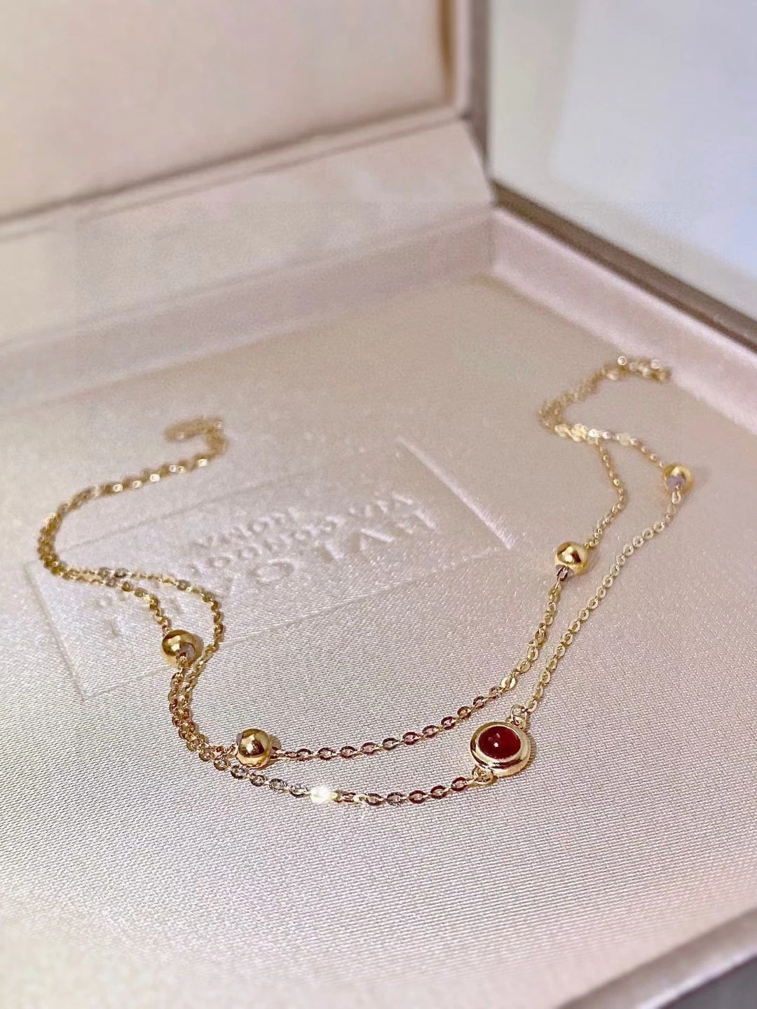 

18 Karat Real Gold Bezel Set Round Natural Pigeon Blood Ruby 2 Layers Chain Bracelet For Women Custom 14K 18K Solid Gold Jewelry