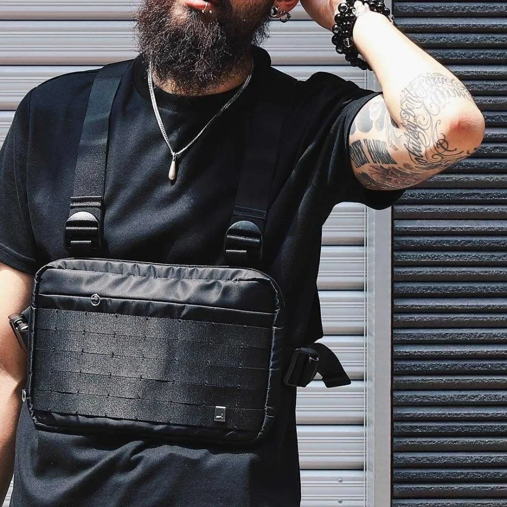 Alyx Punk Chest Rig Bag Hip Hop Streetwear Functional Tactical Military For Men Shoulder Kanye West Waist Pack
Alyx Punk Chest Rig Bag Hip Hop Streetwear Functional Tactical Military For Men Shoulder Kanye West Waist Pack