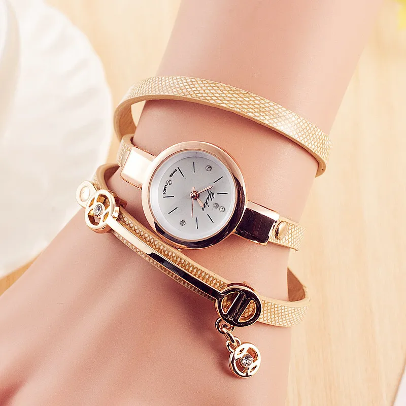 2023 Fashion Womens Watches Top Luxury Waterproof Watch Fashion Ladies Stainless Steel Wristwatch Casual Quartz Clock Watch
2023 Fashion Womens Watches Top Luxury Waterproof Watch Fashion Ladies Stainless Steel Wristwatch Casual Quartz Clock Watch