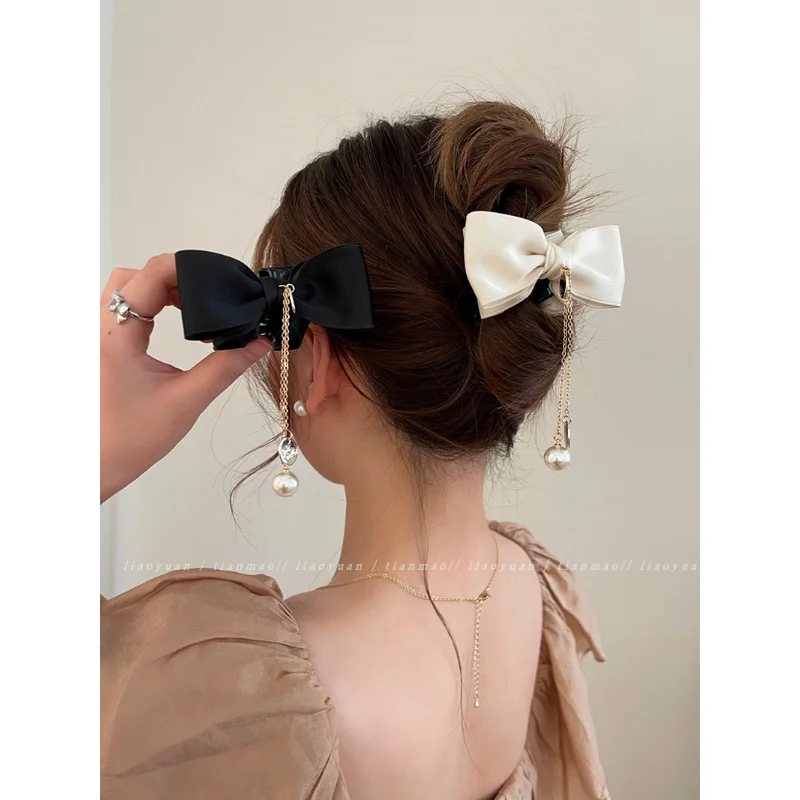 2023 New Bow Pearls Pendant Barrettes Hairpins for Women Hair Pins Spring Hair Clips Ribbon Headband Ponytail Hair Accessories
2023 New Bow Pearls Pendant Barrettes Hairpins for Women Hair Pins Spring Hair Clips Ribbon Headband Ponytail Hair Accessories