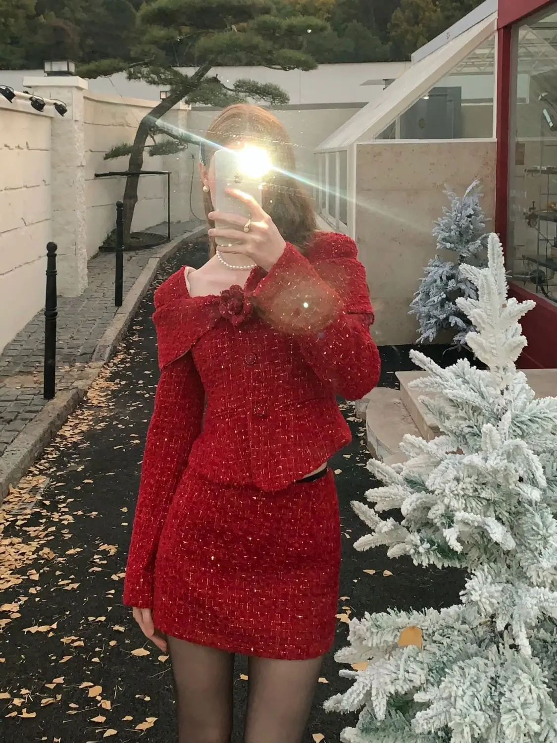 UNXX Autumn and Winter Atmosphere Christmas and New Year Women's Slimming Shirt Cardigan Suit Jacket Top Hip Skirt Two-piece Set
UNXX Autumn and Winter Atmosphere Christmas and New Year Women's Slimming Shirt Cardigan Suit Jacket Top Hip Skirt Two-piece Set