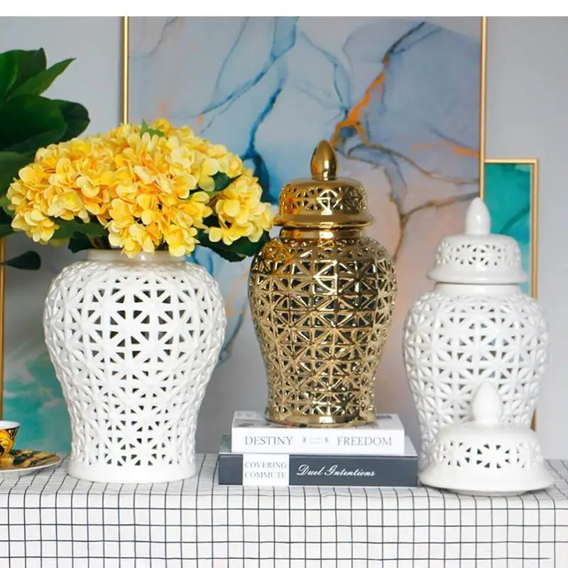 Modern Dried Flower Vase Hollow Ceramic Ginger Jar Desktop Storage Jar with Lid Home Decoration Flower Arrangement Accessories
Modern Dried Flower Vase Hollow Ceramic Ginger Jar Desktop Storage Jar with Lid Home Decoration Flower Arrangement Accessories