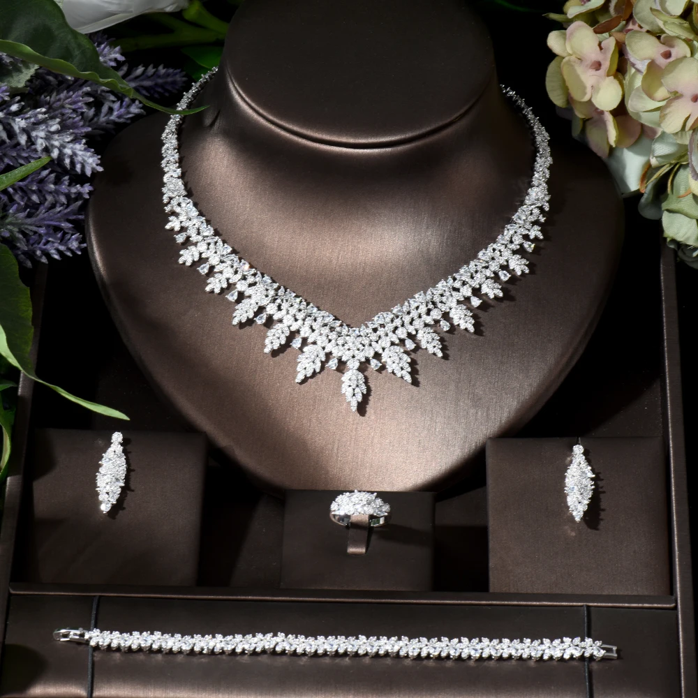 Fashion Luxury Leaf Design 4pcs African Cubic Zircon Nigerian Jewelry sets for Women Wedding CZ Necklace Formal Occasion N-806
Fashion Luxury Leaf Design 4pcs African Cubic Zircon Nigerian Jewelry sets for Women Wedding CZ Necklace Formal Occasion N-806