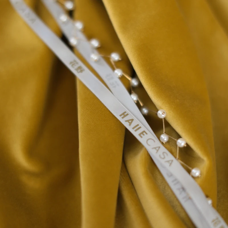 Postmodern Light Luxury Velvet Ancient Golden Retro Turmeric Gold Bedroom Living Room High-end Velvet Curtains Blackout Decor
Postmodern Light Luxury Velvet Ancient Golden Retro Turmeric Gold Bedroom Living Room High-end Velvet Curtains Blackout Decor