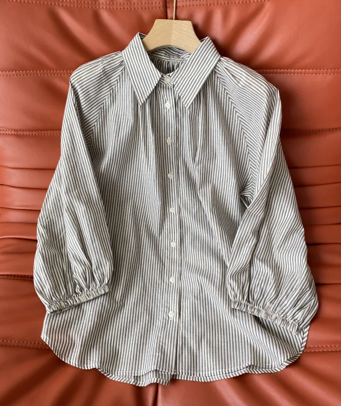 Women Beading Single Breasted Long Sleeve Loose Blouse Turn-Down Collar Stripes Irregular Fashion Female 2023 Summer Shirt Tops
Women Beading Single Breasted Long Sleeve Loose Blouse Turn-Down Collar Stripes Irregular Fashion Female 2023 Summer Shirt Tops