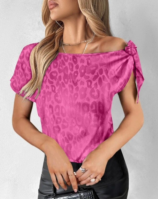 Women's Top Summer Blouses Leopard Print Bowknot Decor Satin Top Temperament Commuter Short Sleeved Casual Blouses
Women's Top Summer Blouses Leopard Print Bowknot Decor Satin Top Temperament Commuter Short Sleeved Casual Blouses