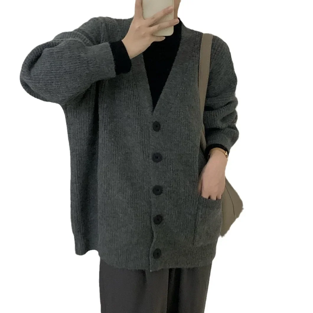 Women Sweater Cardigan for Women Korean Long Sleeve Casual Sweater Chic Single Breasted Lazy Style Solid V-neck Cardigan Women
Women Sweater Cardigan for Women Korean Long Sleeve Casual Sweater Chic Single Breasted Lazy Style Solid V-neck Cardigan Women