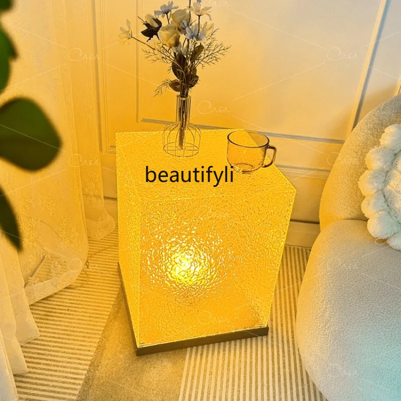 Corrugated Light and Shadow Atmosphere Floor Lamp Bedroom Light Luxury Creative Living Room Decorative Vertical Lamps
Corrugated Light and Shadow Atmosphere Floor Lamp Bedroom Light Luxury Creative Living Room Decorative Vertical Lamps