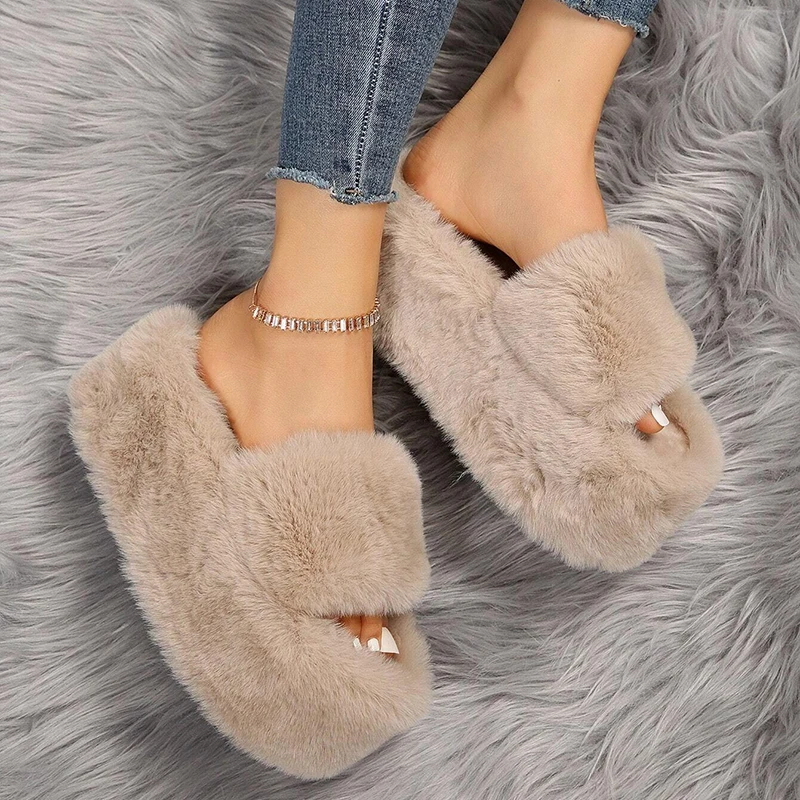 

2023 Winter Women Slippers Faux Fur Fully Wrapped Sole Vamp Furry Slippers Black Female Warm Flats Large Size Slides Cozy Home