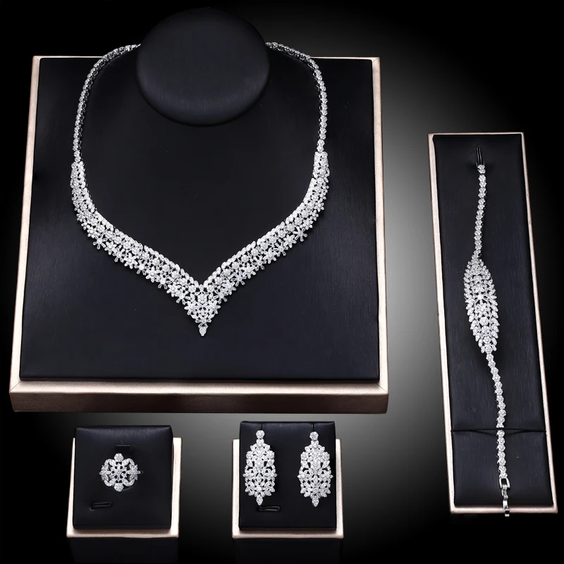 

2023 Fashion Saudi Arabia Bridal Jewelry Set Simply Cubic Zirconia 4 PCS Wedding Necklace Bracelet Adjustable Women Accessories