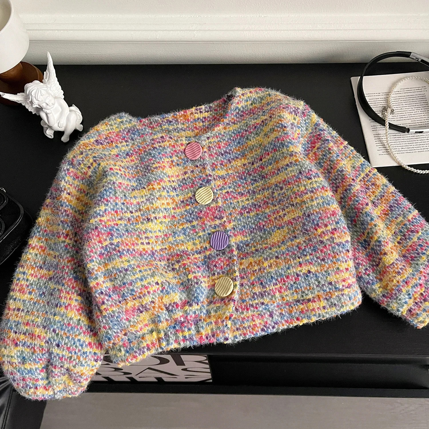 Girls Sweater round neck Long Sleeve Warm 2023 Winter New Korean Style Girls Colorful Plush Baby Style Small Coat
Girls Sweater round neck Long Sleeve Warm 2023 Winter New Korean Style Girls Colorful Plush Baby Style Small Coat