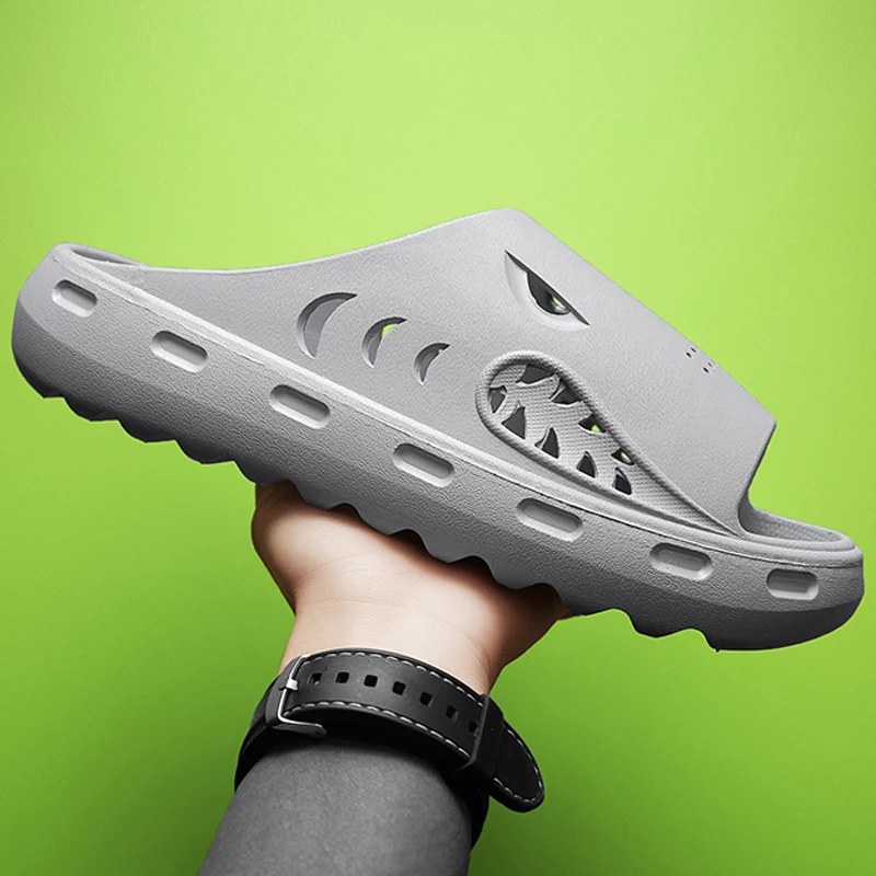 Casual Thick Slippers Men's Summer Fashion Anti-skid Anti-collision Large Size Men's Comfortable Sports Flip-flop Shark Slipper
Casual Thick Slippers Men's Summer Fashion Anti-skid Anti-collision Large Size Men's Comfortable Sports Flip-flop Shark Slipper
