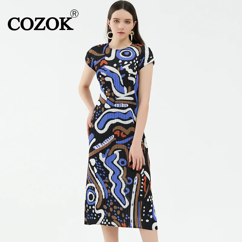 COZOK 2024 New Spring Women's Niche Comfortable Pleated Dress Temperament Casual All-match O-Neck Short Sleeve Dresses WT712
COZOK 2024 New Spring Women's Niche Comfortable Pleated Dress Temperament Casual All-match O-Neck Short Sleeve Dresses WT712
