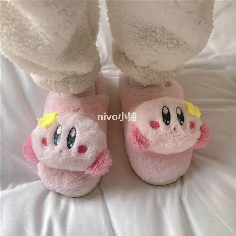 Новинка, милые плюшевые тапочки Kirby, милые домашние Нескользящие зимние хлопковые тапочки на толстой подошве с мультяшным рисунком, подарок для девочек на день рождения, для детей
Новинка, милые плюшевые тапочки Kirby, милые домашние Нескользящие зимние хлопковые тапочки на толстой подошве с мультяшным рисунком, подарок для девочек на день рождения, для детей