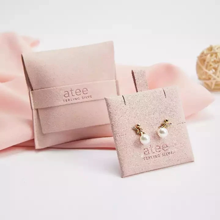 50PCS Custom Packaging Folded Velvet Bags Small Envelope Flap luxury Microfiber Jewelry Pouch
50PCS Custom Packaging Folded Velvet Bags Small Envelope Flap luxury Microfiber Jewelry Pouch