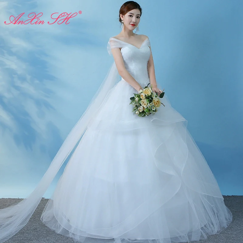 AnXin SH princess white lace french retro fashion boat neck ruffles lace up big bow illusion ball gown bride wedding dress
AnXin SH princess white lace french retro fashion boat neck ruffles lace up big bow illusion ball gown bride wedding dress