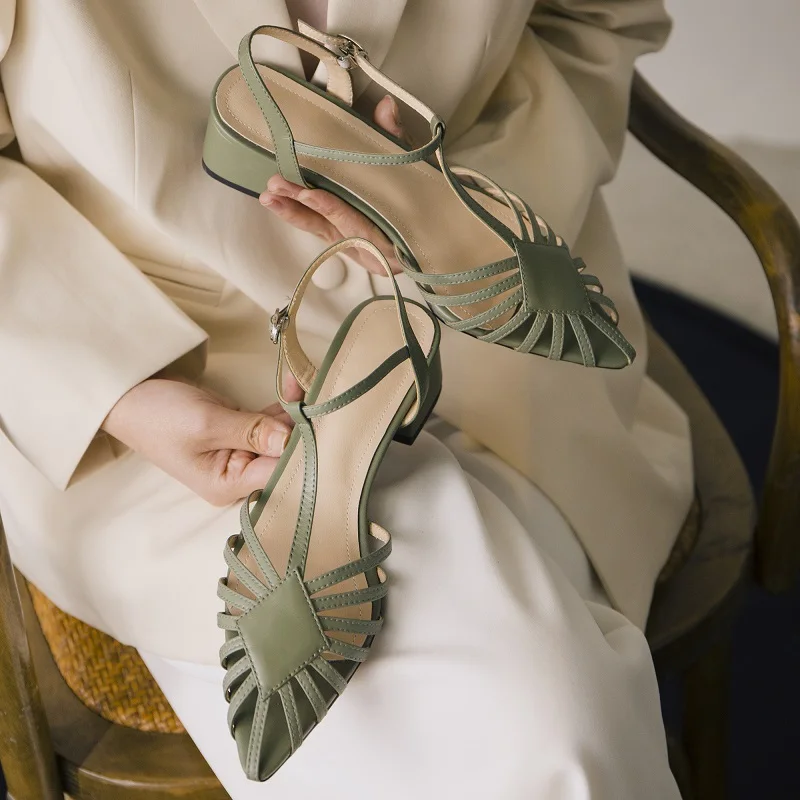 Summer Sandals Narrow Band Women Sandals Square Heels Pointed Toe T Strap Sandals Ladies Elegant Green Beige Shoes Large Size 43
Summer Sandals Narrow Band Women Sandals Square Heels Pointed Toe T Strap Sandals Ladies Elegant Green Beige Shoes Large Size 43