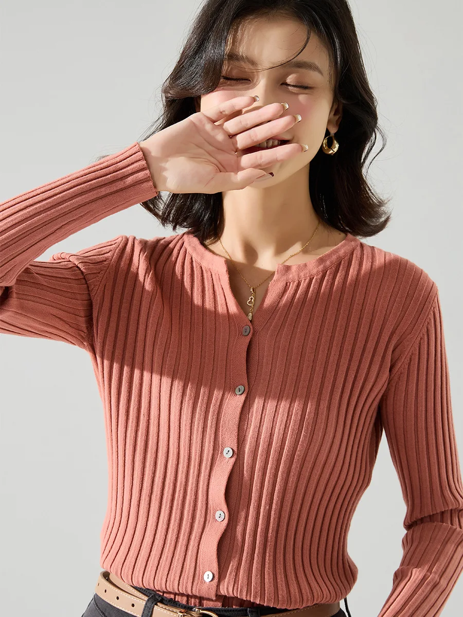 2023 Autumn And Winter New Loose Fashion Knitted Cardigan Pit Stripe Stretch Multicolor Bottom Long Sleeve Top
2023 Autumn And Winter New Loose Fashion Knitted Cardigan Pit Stripe Stretch Multicolor Bottom Long Sleeve Top