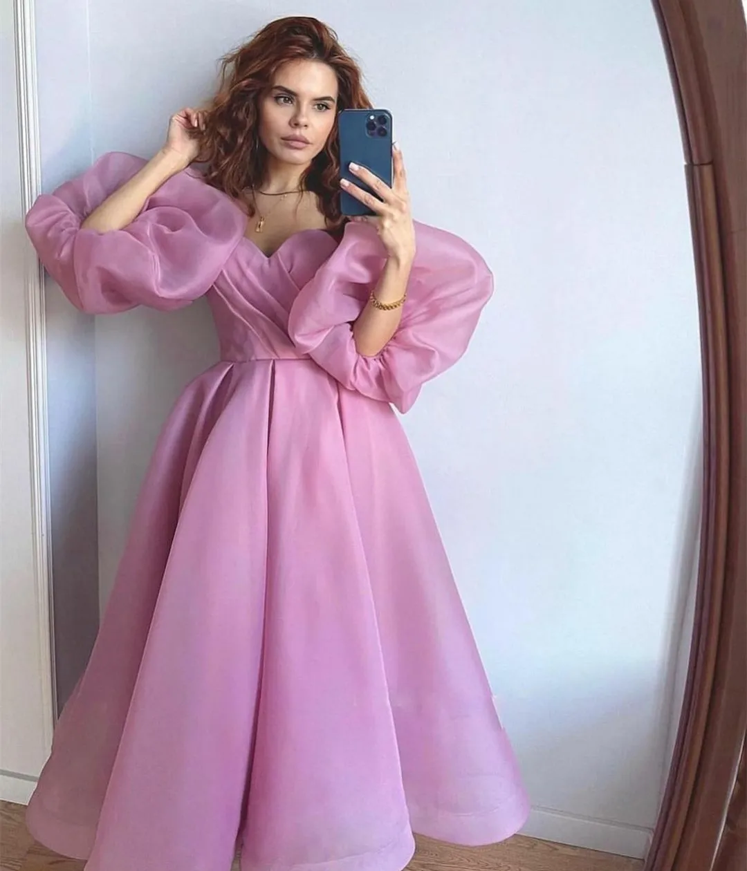 Chic Short Pink Organza Evening Dresses With Removable Sleeve A-Line Sweetheart Ankle Length Prom Formal Party Dress for Women
Chic Short Pink Organza Evening Dresses With Removable Sleeve A-Line Sweetheart Ankle Length Prom Formal Party Dress for Women