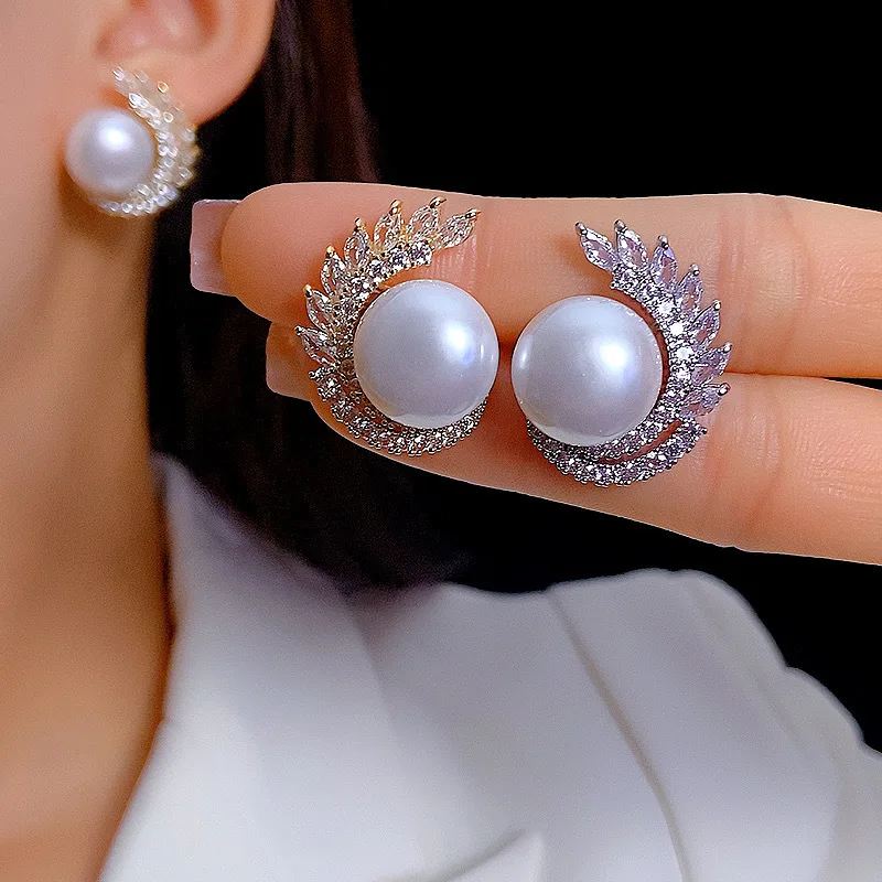 

New Fashion Statement Pearl Ear Studs For Girls Korean Fashion Circle Bead CZ Stone Earrings Luxury Brand Jewellery