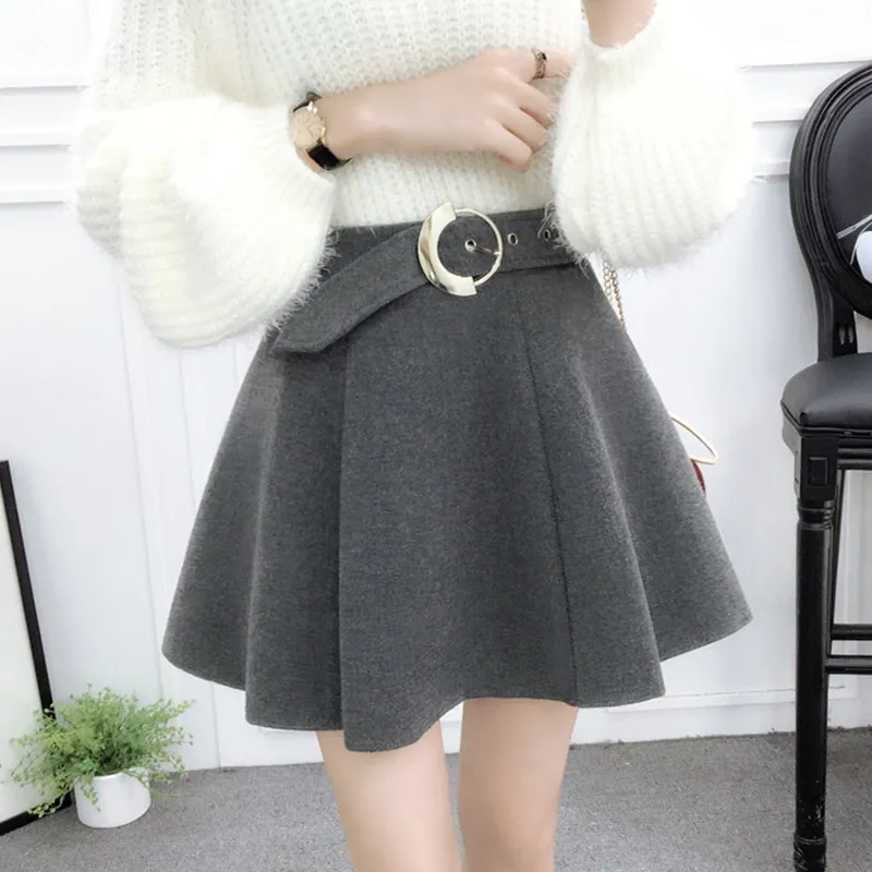 

Woolen skirt women's autumn and winter New Korean style high waist Short skirts show thin black umbrella skirt