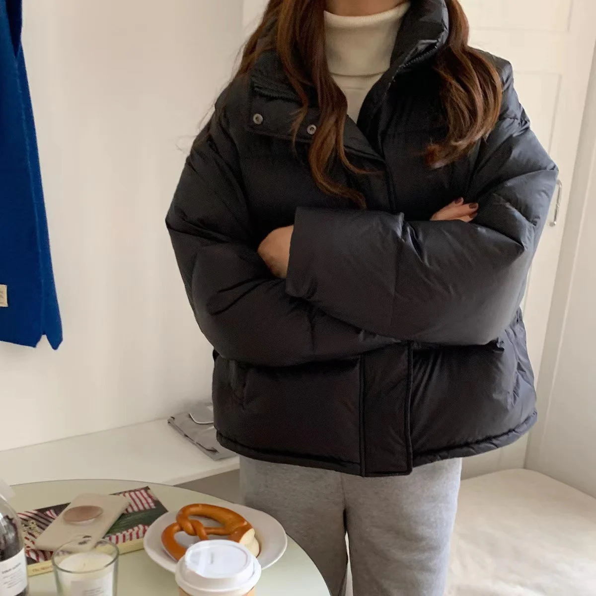 Women's Winters Down Jacket 2023 New Loose thickening Warm White Duck Down Stand Collar High Quality Feather Coats
Women's Winters Down Jacket 2023 New Loose thickening Warm White Duck Down Stand Collar High Quality Feather Coats
