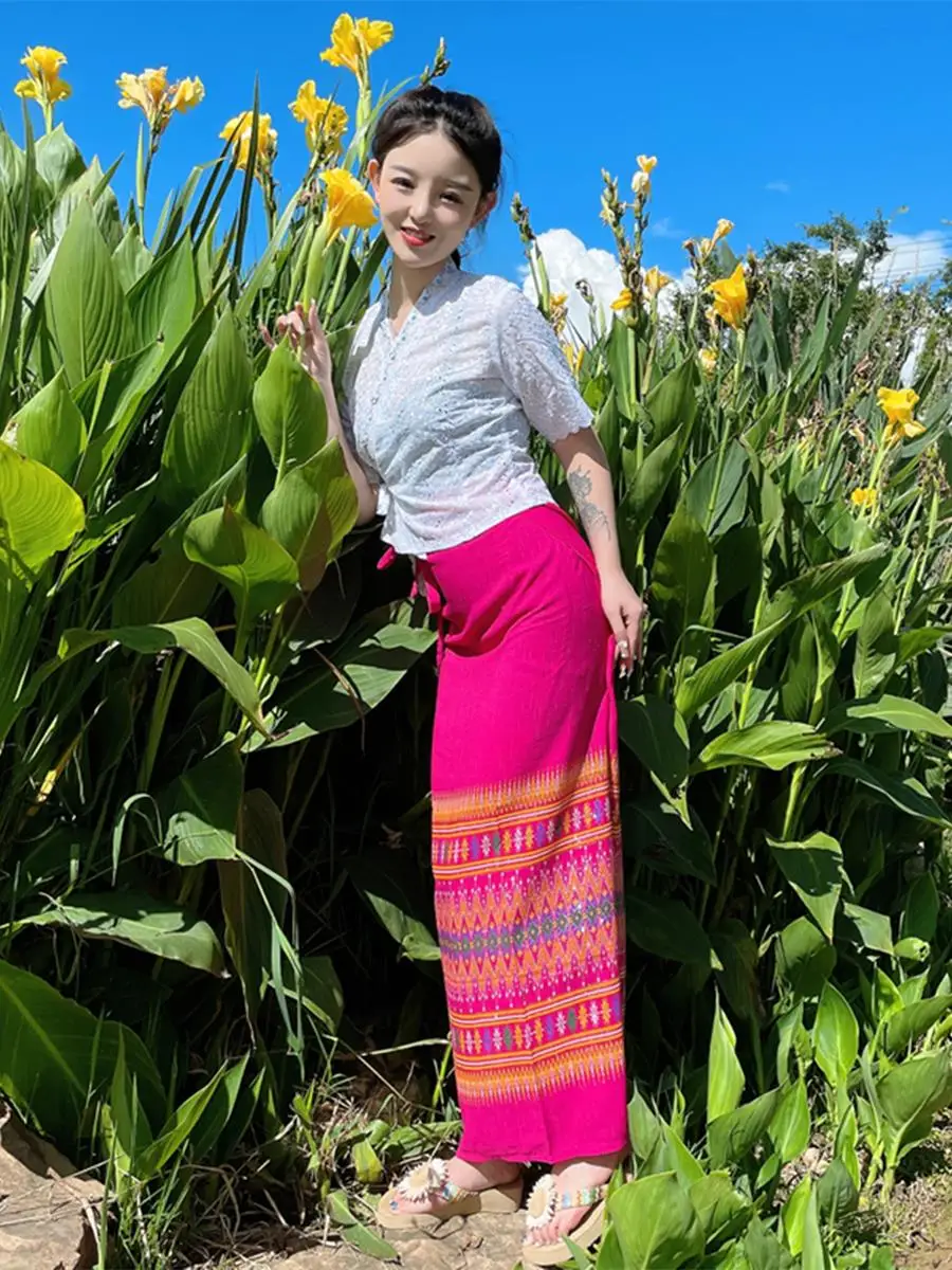 

2024 thailand traditional vintage clothing national style retro dress folk dance dress set women thai photography clothing a326