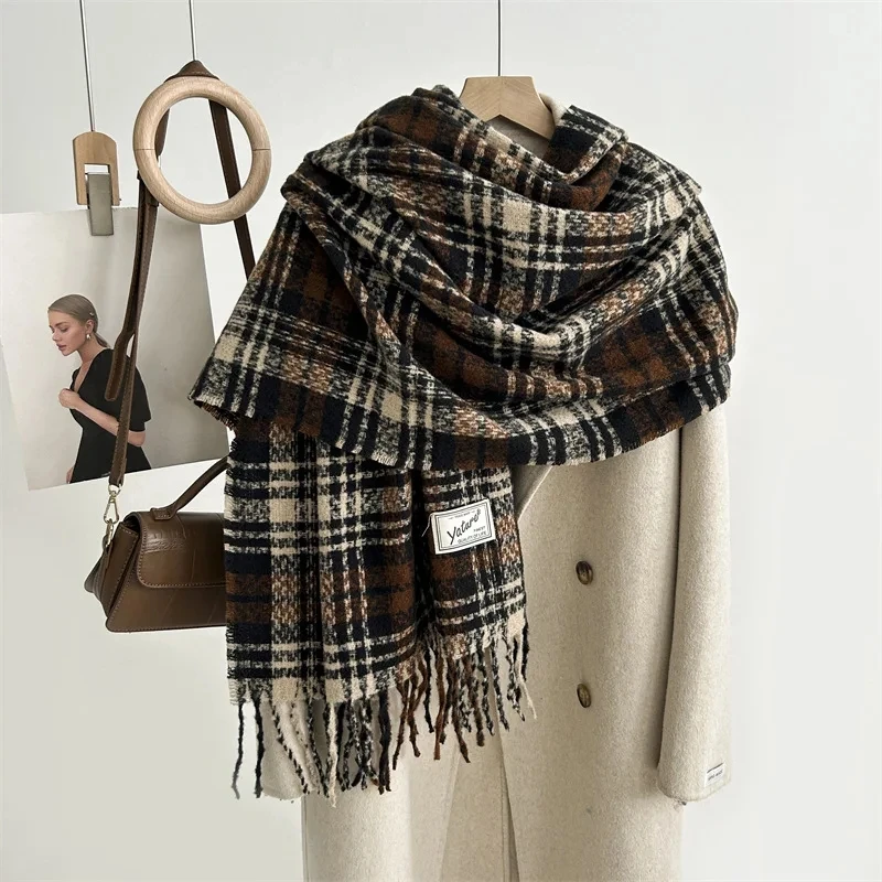 Thick Warm Cashmere Design Poncho Women Scarf Pashmina Warps Bufanda Print Blanket Warps Shawl Winter Scarves Adult for ladies
Thick Warm Cashmere Design Poncho Women Scarf Pashmina Warps Bufanda Print Blanket Warps Shawl Winter Scarves Adult for ladies