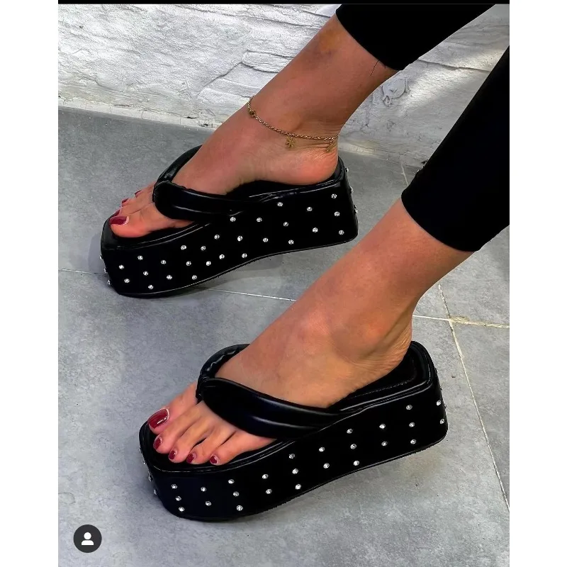 

2024 New Summer Fashion Thick Bottom Clip Toe Women Flip-flops Platform Casual Outdoor Versatile Solid Concise Women's Slippers