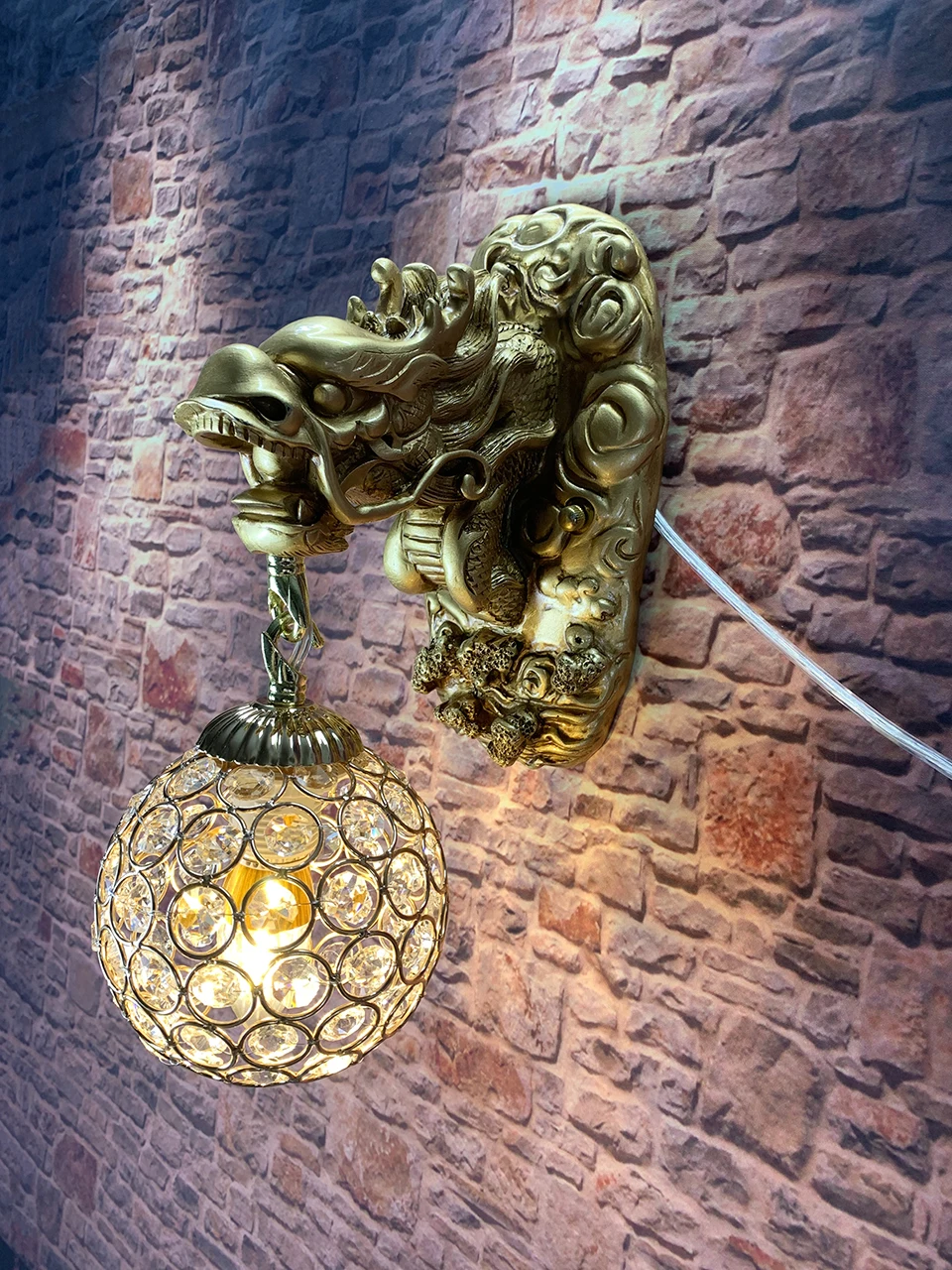 

Настенный ретро-светильник в виде головы дракона, скандинавский светодиодный настенный светильник из смолы, фон для коридора, ресторана, комнатное домашнее декоративное освещение