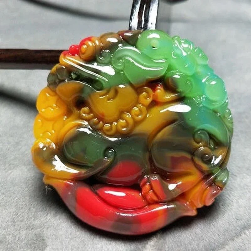 Xinjiang Natural Jade Colorful Jade Lucky Fairy Pendants for Men and Women Transport Safe Pendants
Xinjiang Natural Jade Colorful Jade Lucky Fairy Pendants for Men and Women Transport Safe Pendants
