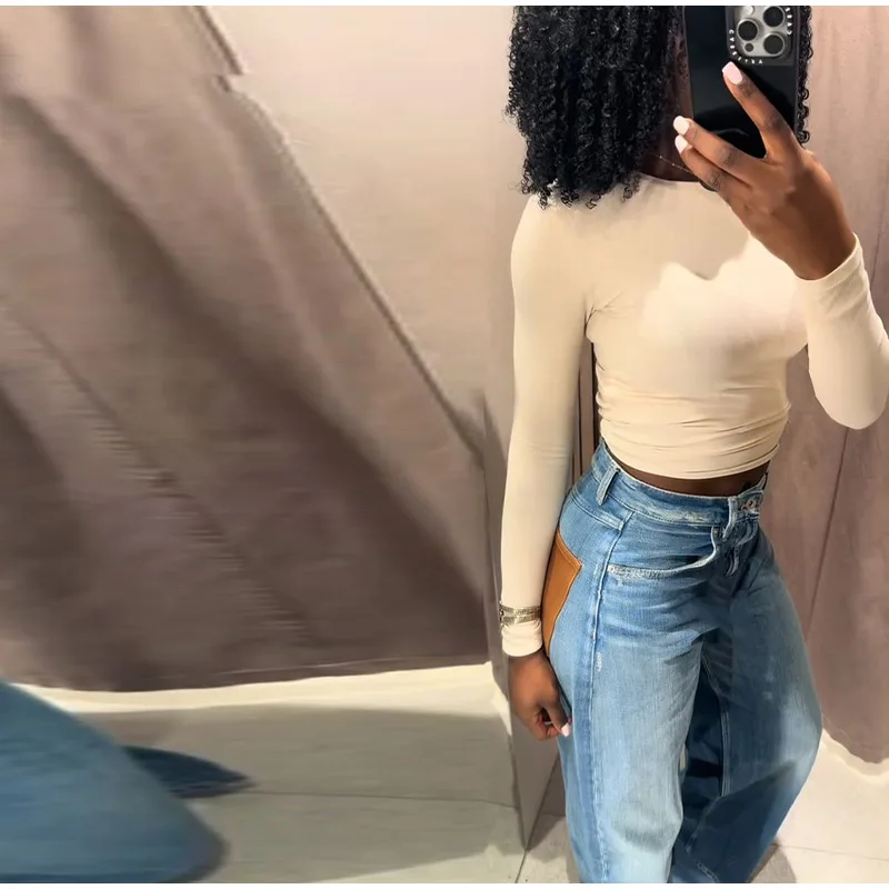 بنطلون نسائي واسع الساق من الجلد الصناعي مع جيوب، خصر مرتفع، تصميم فضفاض، مناسب للارتداء اليومي والتنقل، أزياء الشارع، ربيع 2026 بنطلون نسائي واسع الساق من الجلد الصناعي مع جيوب، خصر مرتفع، تصميم فضفاض، مناسب للارتداء اليومي والتنقل، أزياء الشارع، ربيع 2026