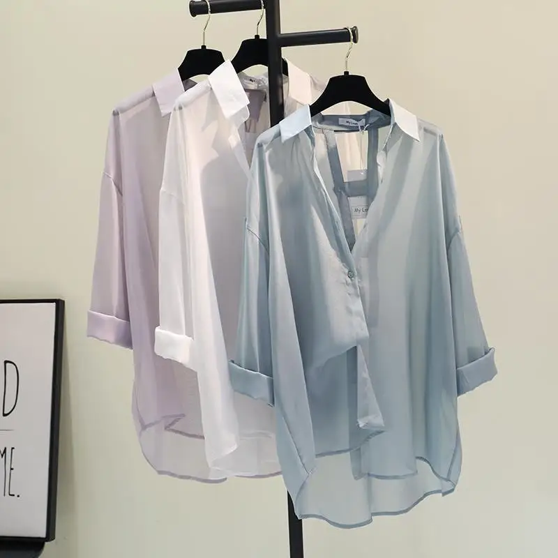 Fashion Women's Buttons Short Sleeve Shirts Korean Loose New Summer Fashion Striped Solid Casual Streetwear Female Blouse R35
Fashion Women's Buttons Short Sleeve Shirts Korean Loose New Summer Fashion Striped Solid Casual Streetwear Female Blouse R35