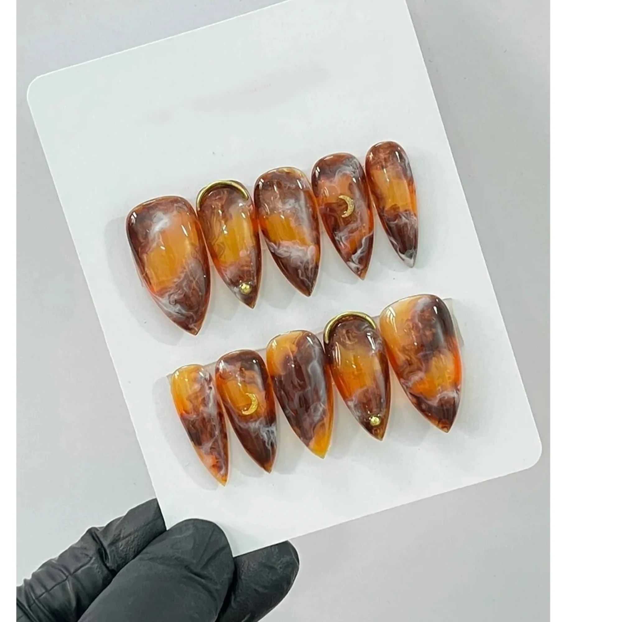 Metal magic mirror powder nail /Punk style nail/Y2k style Nails /Elegant Nails/3D nail/hand made Press on Nails/Press on Nails
Metal magic mirror powder nail /Punk style nail/Y2k style Nails /Elegant Nails/3D nail/hand made Press on Nails/Press on Nails