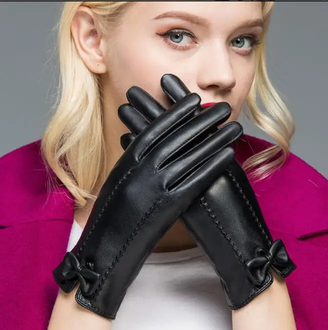 Leather gloves Women's winter fleece warm cycling windproof waterproof thickened warm leather gloves women's winter cotton
Leather gloves Women's winter fleece warm cycling windproof waterproof thickened warm leather gloves women's winter cotton
