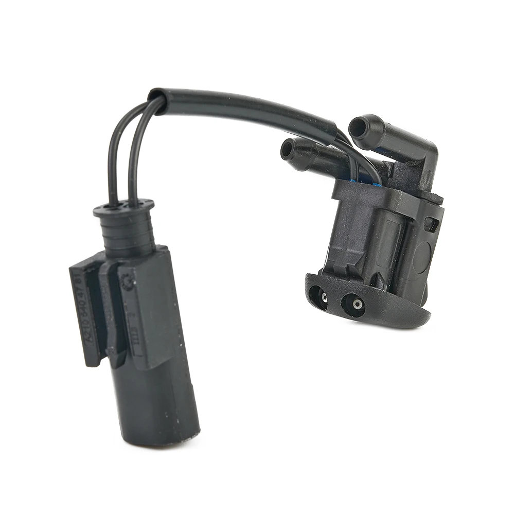 For BMW E39 5-Series Windshield Washer Nozzle Heated Dual Inlet Squirter Jet 61668361042 / 61 66 8 361 042 / 8361042 Washer Part
For BMW E39 5-Series Windshield Washer Nozzle Heated Dual Inlet Squirter Jet 61668361042 / 61 66 8 361 042 / 8361042 Washer Part