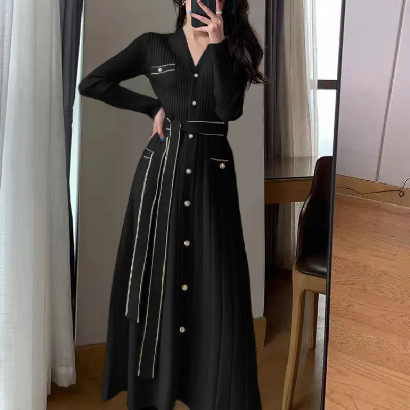 

Women's Autumn Winter Fashion Elegant V-neck Lace Up Button Splicing Versatile Long Sleeved Slim Fit Mid Length Knitted Dress