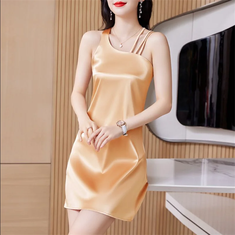 Satin Dress Irregular V-neck Suspender Dress For Women Summer Sleeveless Bottom Top Medium Length Vest Skirt Sexy Camisole Drsse
Satin Dress Irregular V-neck Suspender Dress For Women Summer Sleeveless Bottom Top Medium Length Vest Skirt Sexy Camisole Drsse