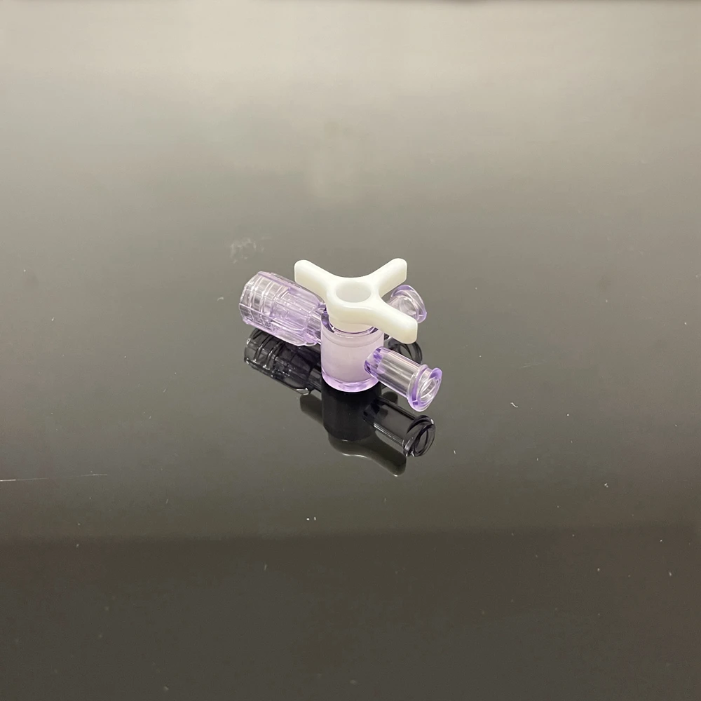 Three-Way Stopcock Plastic Luer Lock Valve
Three-Way Stopcock Plastic Luer Lock Valve