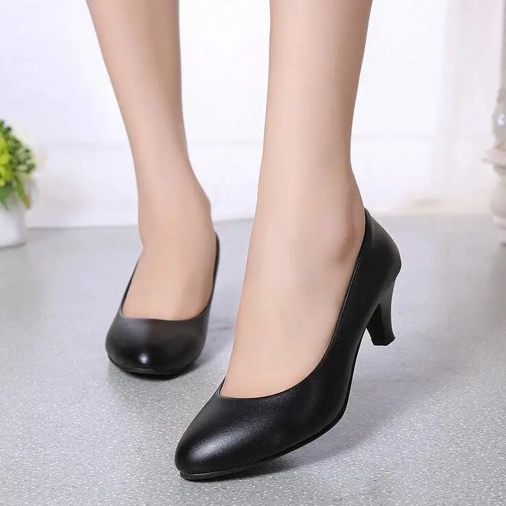 2024 NEW HOT Women Non-slip Thickened Medium Tube Snow Boots Comfortable Solid Color Warm Boots Shoes
2024 NEW HOT Women Non-slip Thickened Medium Tube Snow Boots Comfortable Solid Color Warm Boots Shoes