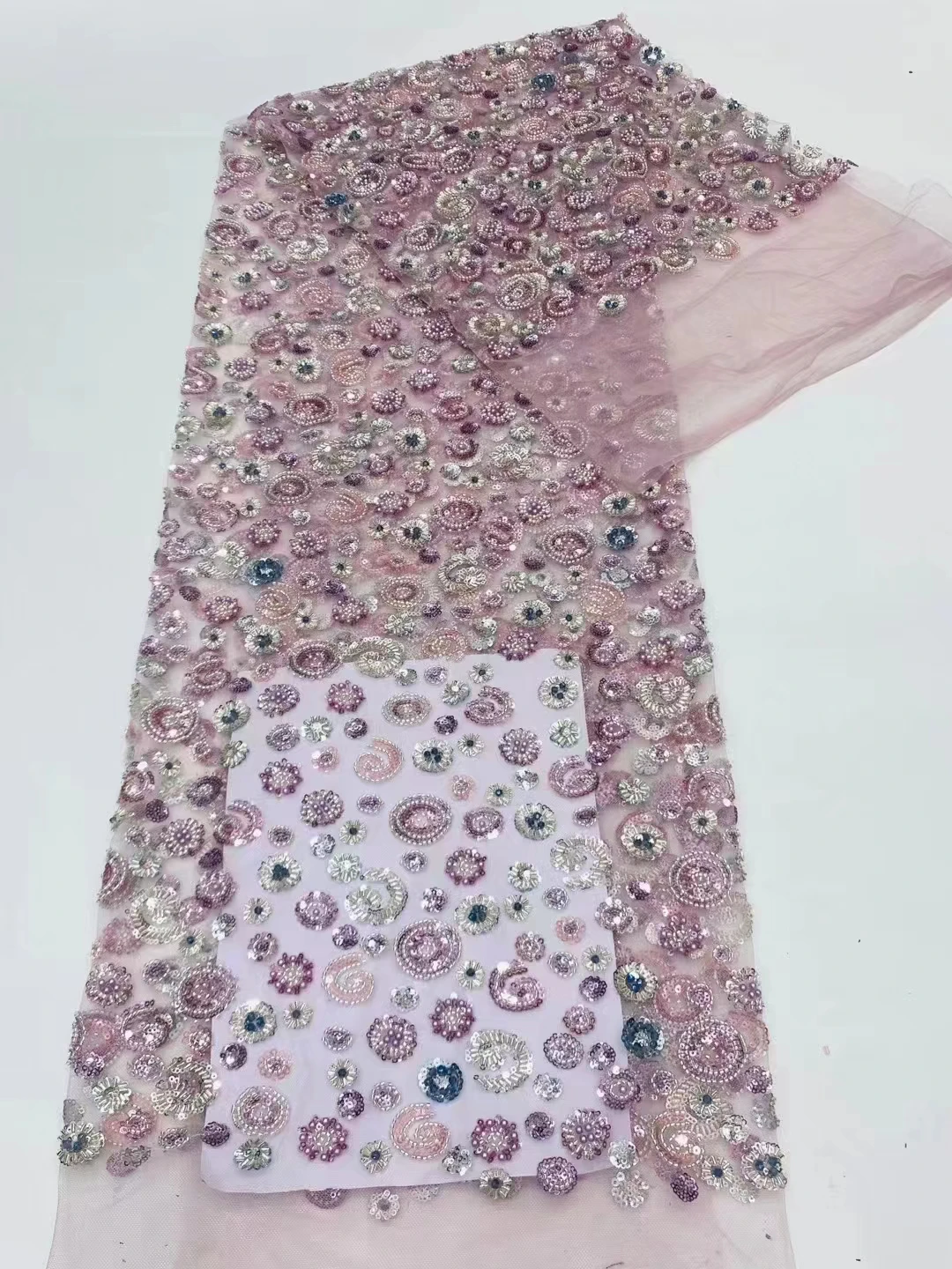 Новый дизайн, высокое качество 2023, африканские нигерийские бусины, кружевная ткань, вышивка, тюль, блестки, кружевная ткань для жениха, для платьев, Cd
Новый дизайн, высокое качество 2023, африканские нигерийские бусины, кружевная ткань, вышивка, тюль, блестки, кружевная ткань для жениха, для платьев, Cd