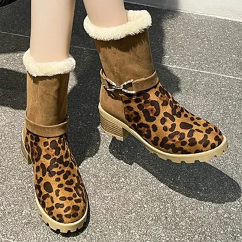 Ladies Shoes 2023 High Quality Slip on Women's Boots Winter Round Toe Mixed Colors Leopard Print Mid-Calf Mid Heel Snow Boots
Ladies Shoes 2023 High Quality Slip on Women's Boots Winter Round Toe Mixed Colors Leopard Print Mid-Calf Mid Heel Snow Boots