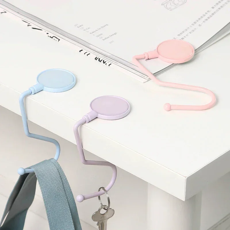 Portable Hanging Bag Hook Desk Side Hanging Bag Removable Mobile Handbag Holders Multi-functional Table Hook Desk Organizers
Portable Hanging Bag Hook Desk Side Hanging Bag Removable Mobile Handbag Holders Multi-functional Table Hook Desk Organizers