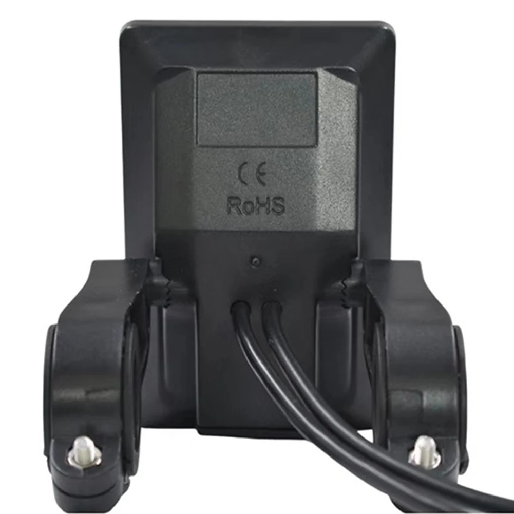 M6C Electric Bike Display High Quality TFT LCD Screen Battery Indicators Headlight Control Mile/KM Measurement Error Warning
M6C Electric Bike Display High Quality TFT LCD Screen Battery Indicators Headlight Control Mile/KM Measurement Error Warning